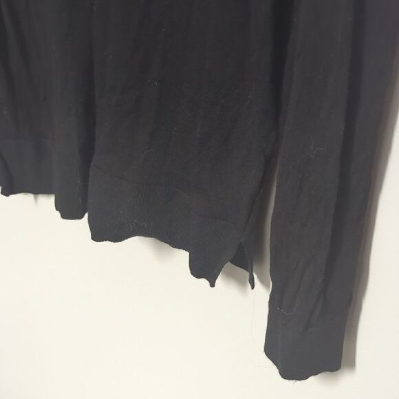 Katherine Barclay Elegant Black Long Sleeve V neck Sweater - Picture 3 of 6